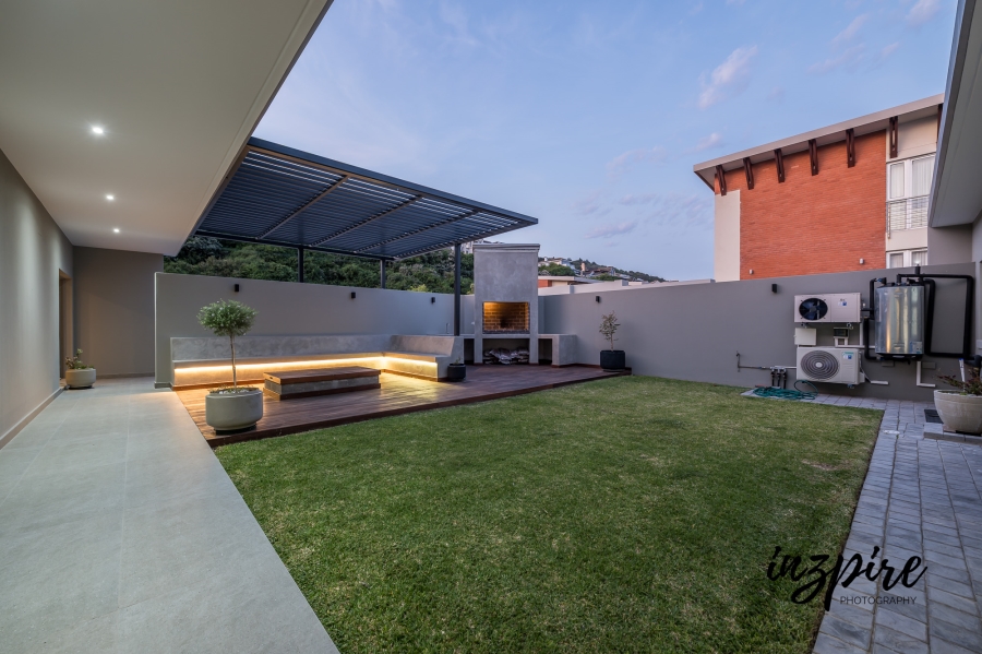 4 Bedroom Property for Sale in Glentana Western Cape